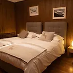 Les Chamois Hotel 3*