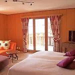 Ξενοδοχείο Les Chamois 3*